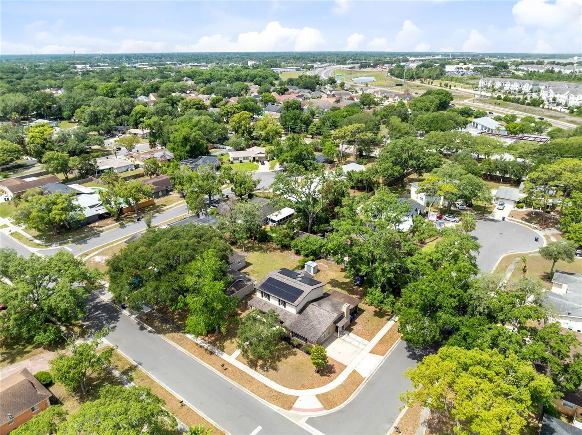 8698 Hillside Drive Orlando FL 32810