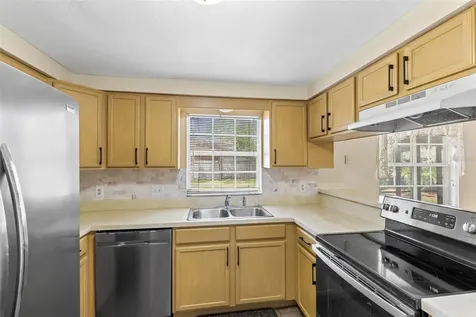 8698 Hillside Drive Orlando FL 32810