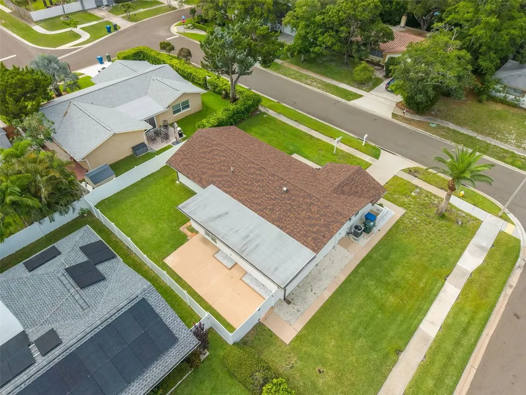 2631 Oakbrook Drive Largo FL 33770
