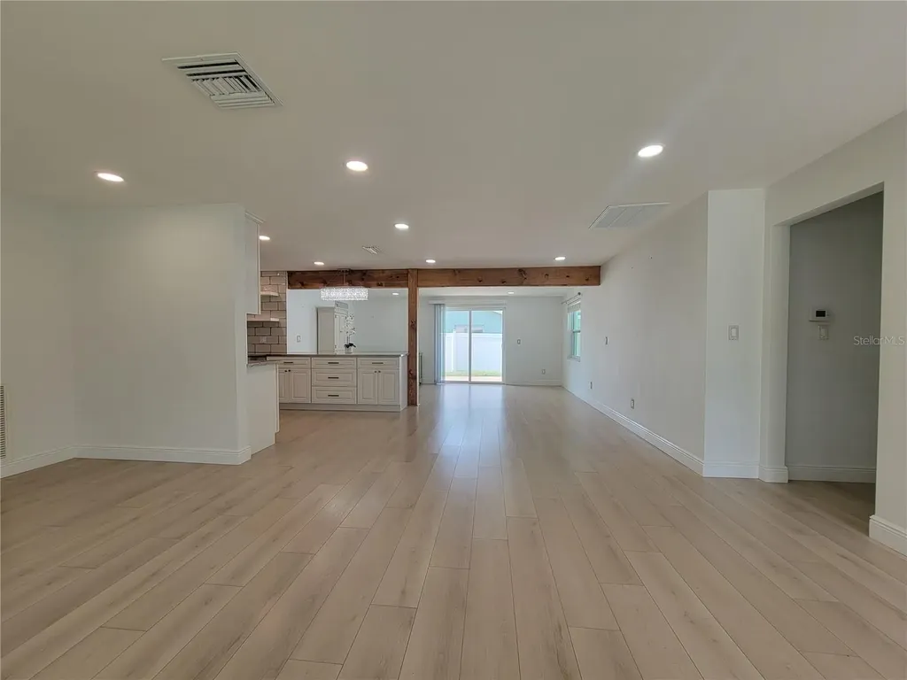 2631 Oakbrook Drive Largo FL 33770