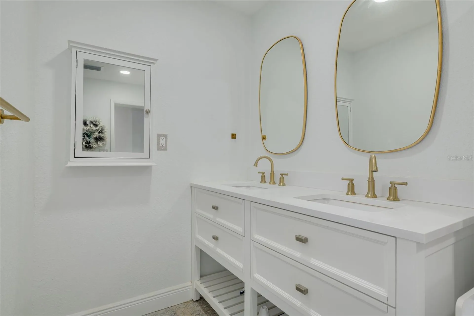 2631 Oakbrook Drive Largo FL 33770
