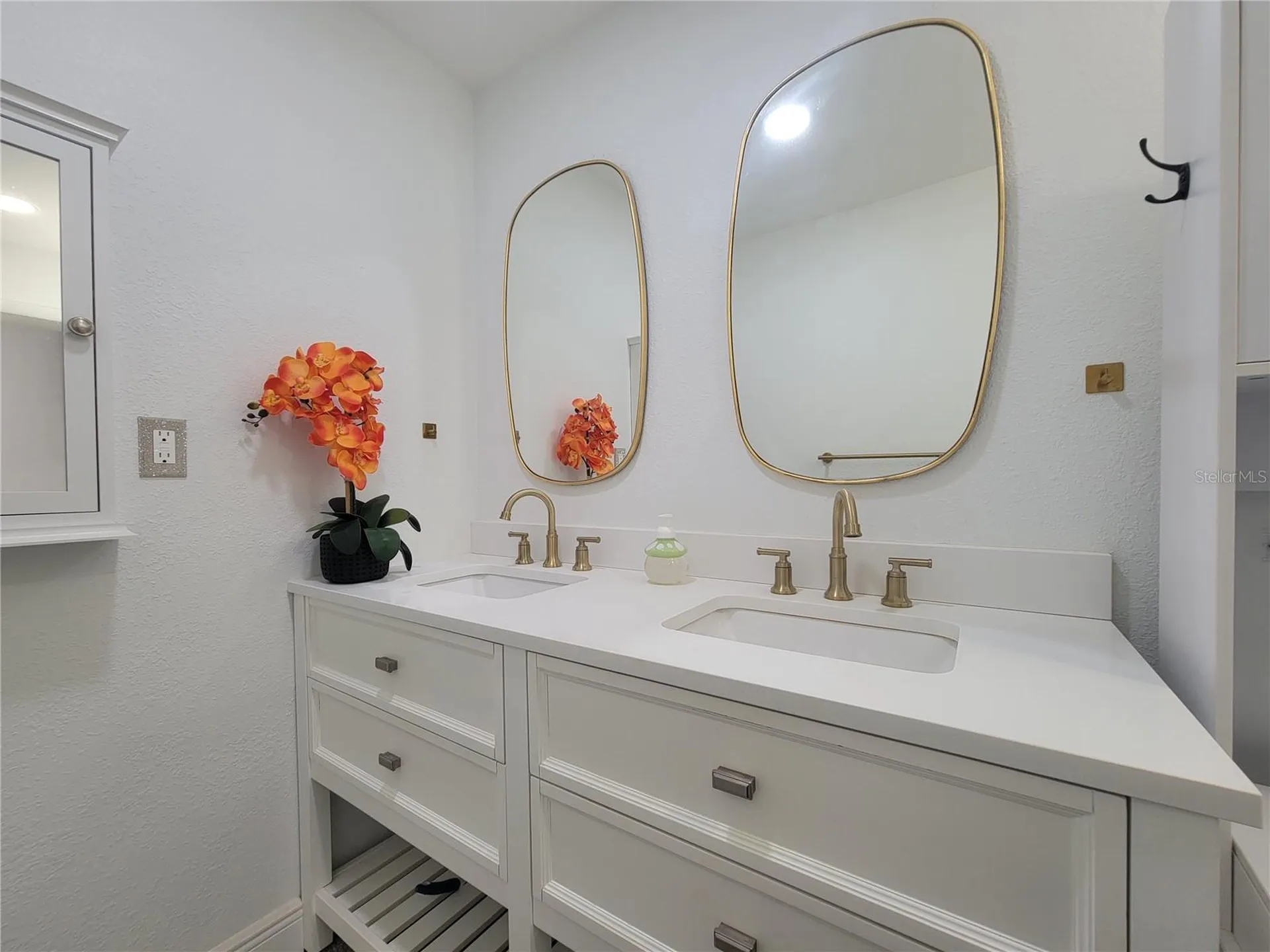 2631 Oakbrook Drive Largo FL 33770