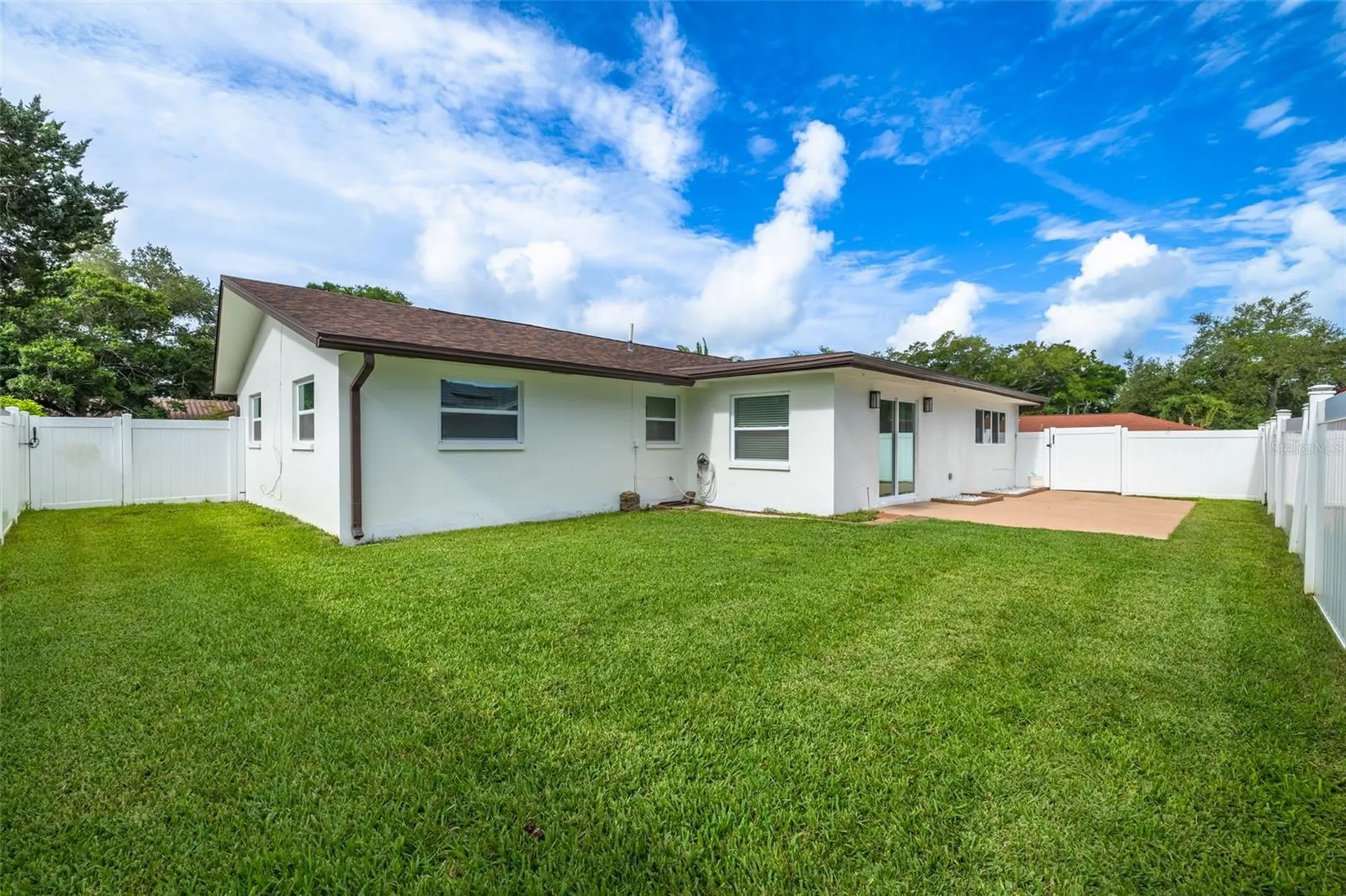 2631 Oakbrook Drive Largo FL 33770