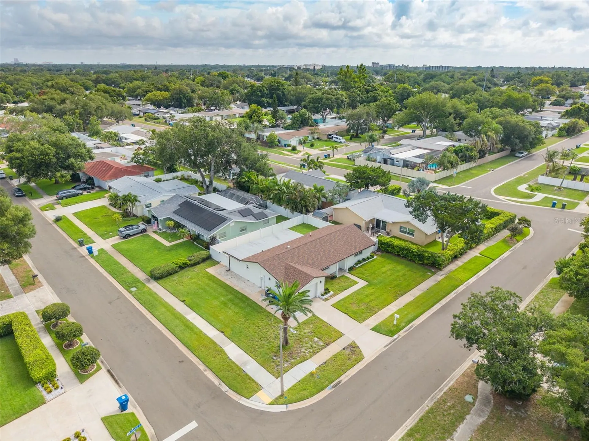 2631 Oakbrook Drive Largo FL 33770
