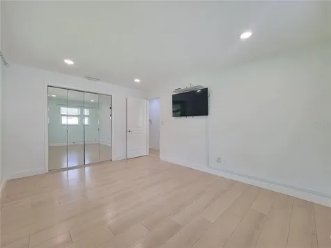 2631 Oakbrook Drive Largo FL 33770