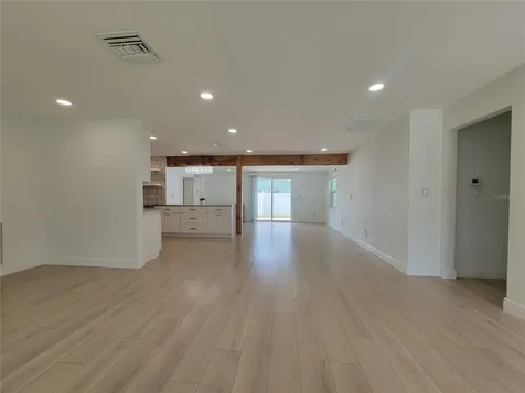 2631 Oakbrook Drive Largo FL 33770