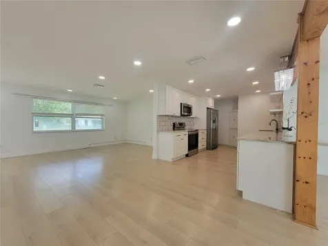 2631 Oakbrook Drive Largo FL 33770