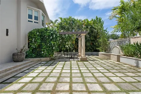 446 Dorado Beach East Dorado PR 00646