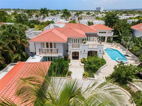 446 Dorado Beach East Dorado PR 00646