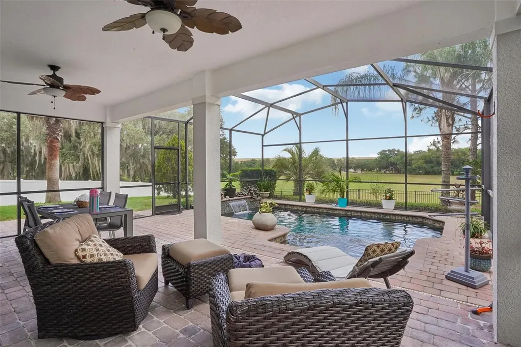 3184 Park Meadow Drive Apopka FL 32703