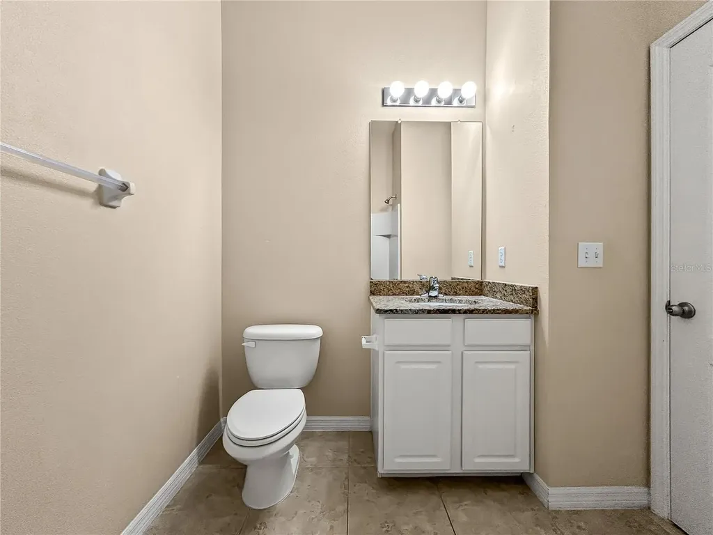 16615 Kingletside Court Lithia FL 33547