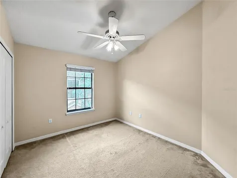 16615 Kingletside Court Lithia FL 33547