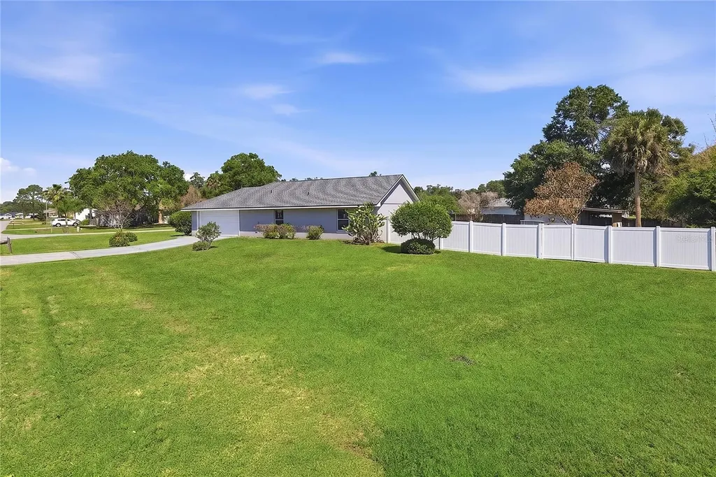 2879 Cypressview Court Kissimmee FL 34746