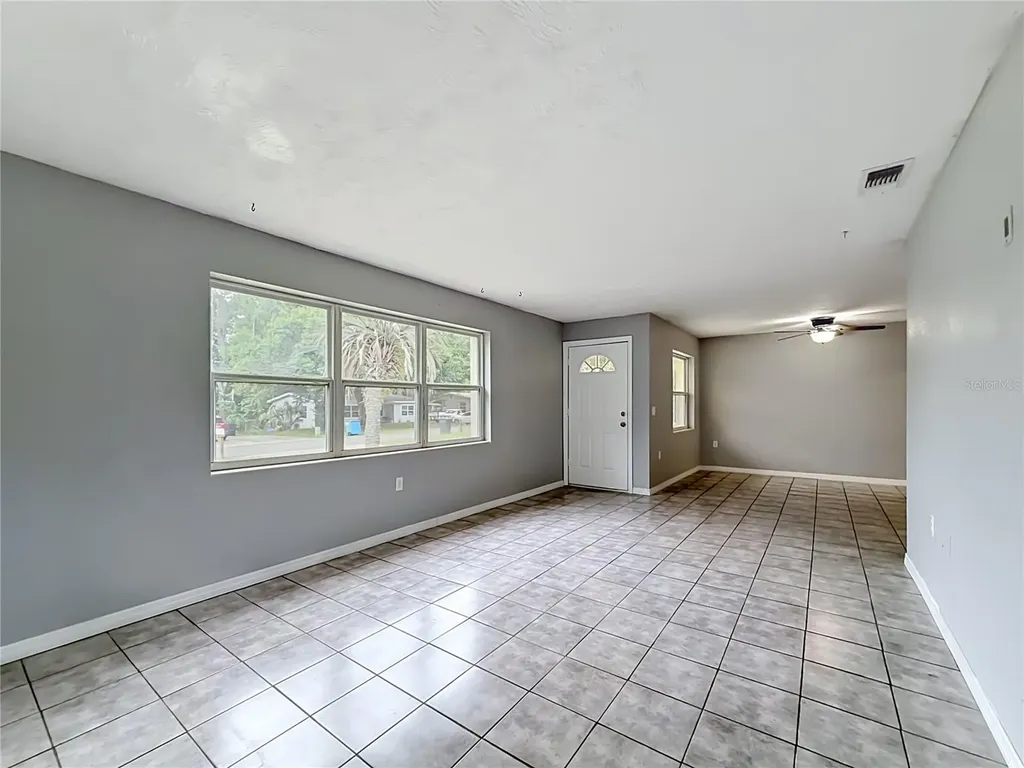 10 S Wadsworth Avenue Beverly Hills FL 34465