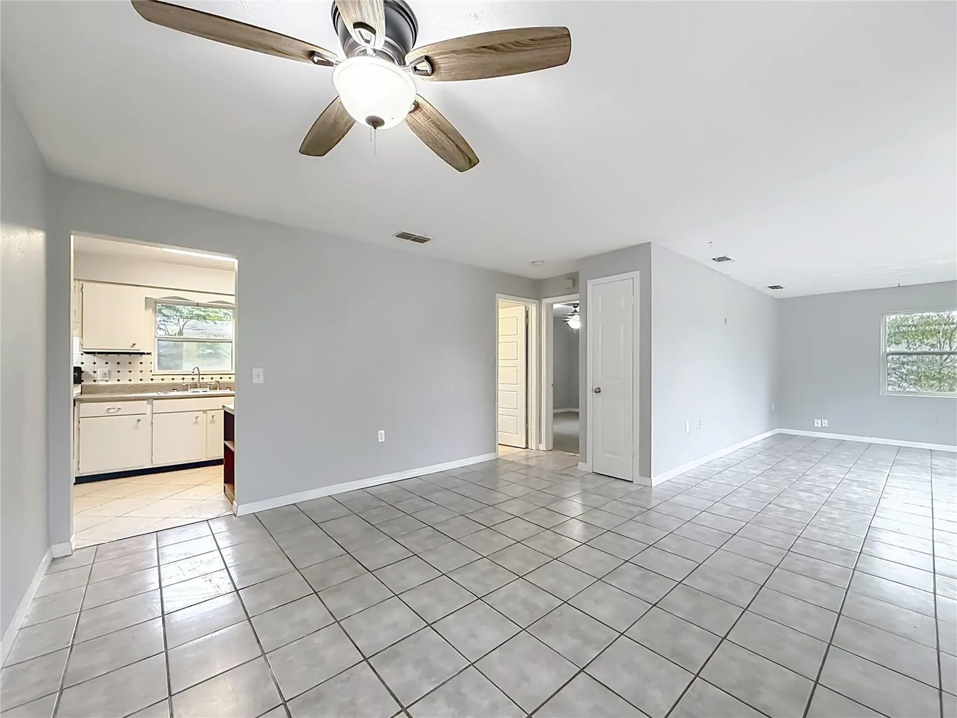 10 S Wadsworth Avenue Beverly Hills FL 34465
