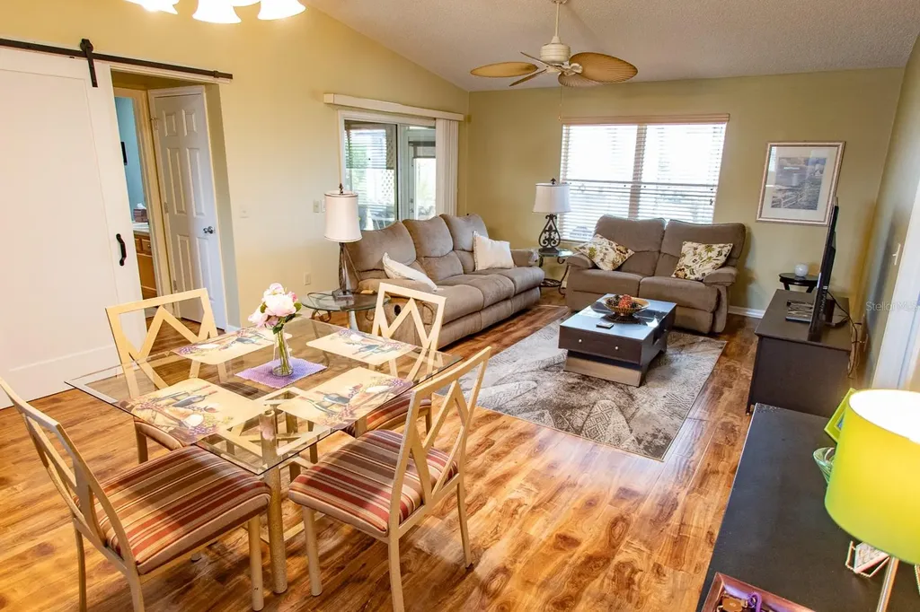 2633 English Ivy Circle The Villages FL 32162