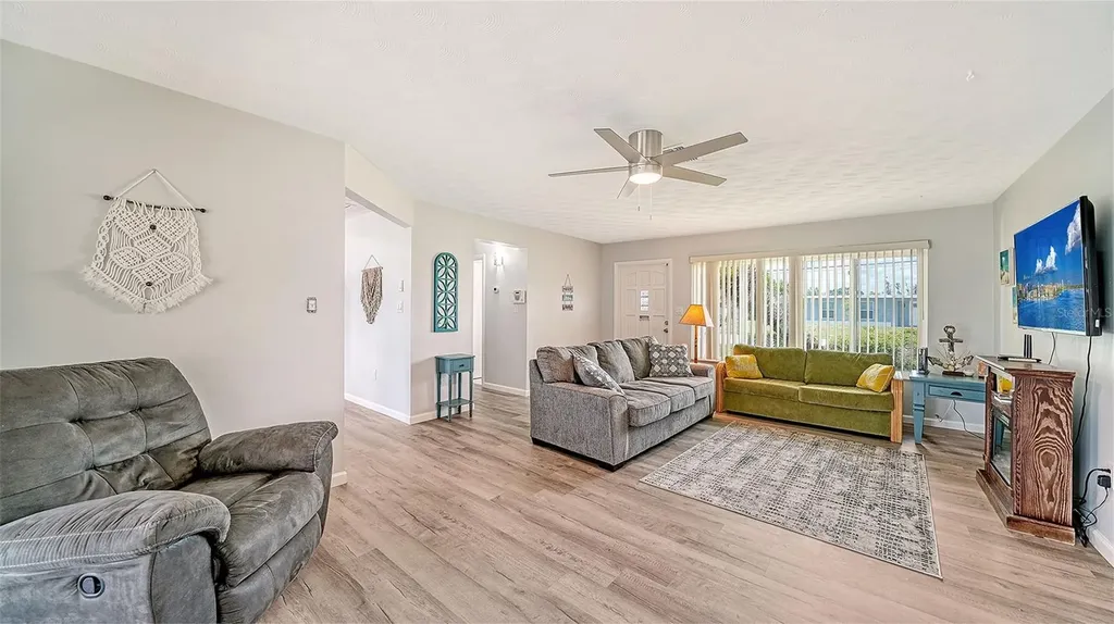 22201 Olean Boulevard Port Charlotte FL 33952