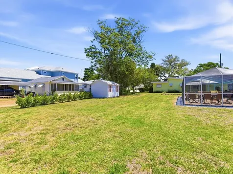 515 2nd Street N Safety Harbor FL 34695