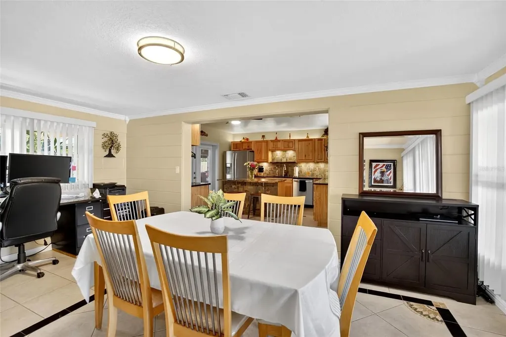 3779 Benson Avenue N St Petersburg FL 33713
