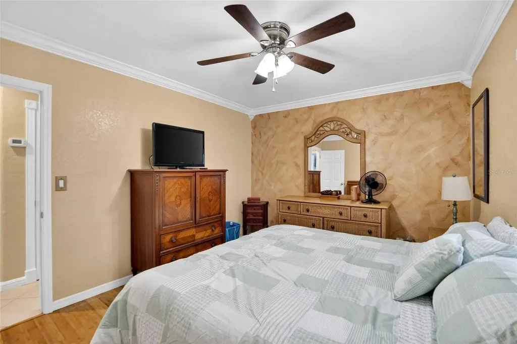 3779 Benson Avenue N St Petersburg FL 33713