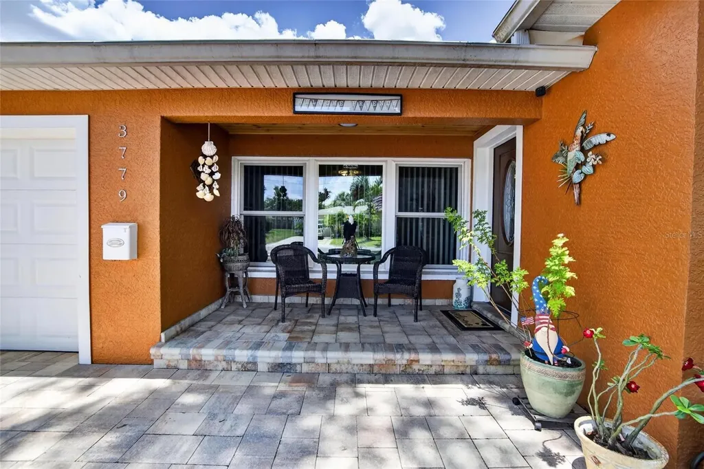 3779 Benson Avenue N St Petersburg FL 33713