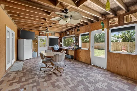 3779 Benson Avenue N St Petersburg FL 33713
