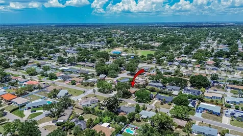 3779 Benson Avenue N St Petersburg FL 33713