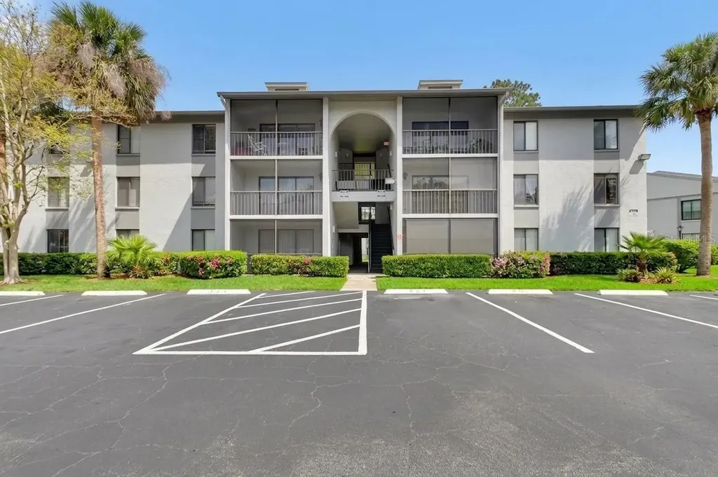 1224 S Pine Ridge Circle Sanford FL 32773