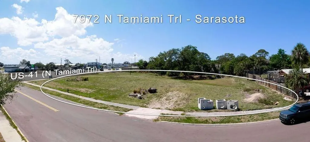 7972 N Tamiami Trail Sarasota FL 34243