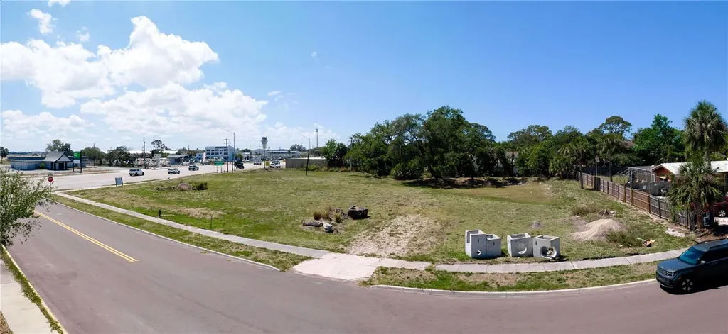 7972 N Tamiami Trail Sarasota FL 34243