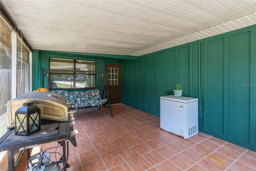 25805 Vero Street Sorrento FL 32776