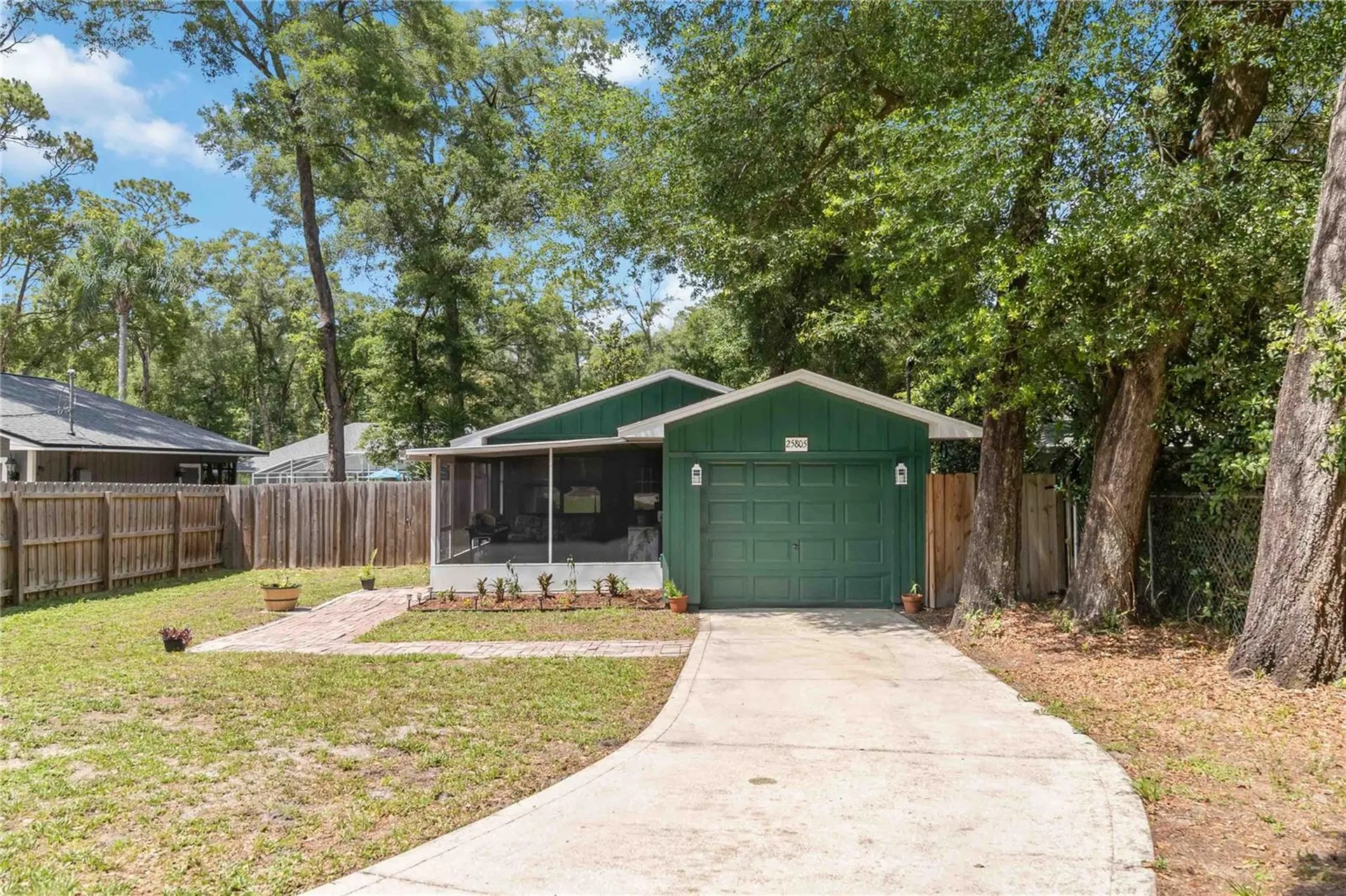 25805 Vero Street Sorrento FL 32776