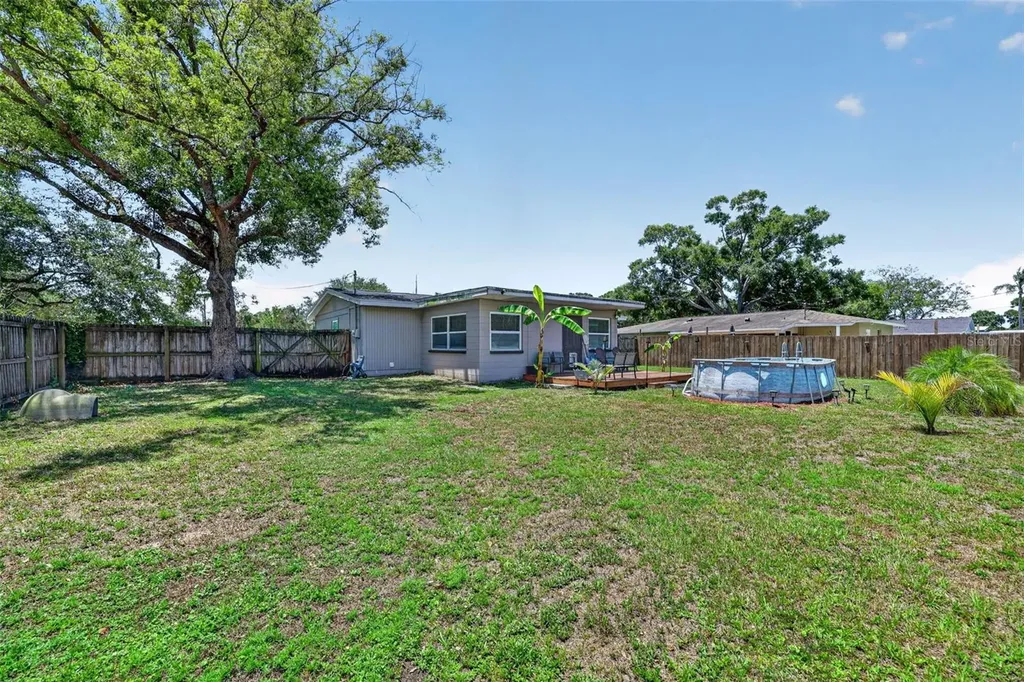 691 72nd Avenue N St Petersburg FL 33702
