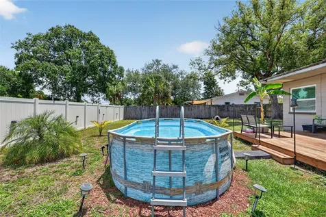 691 72nd Avenue N St Petersburg FL 33702