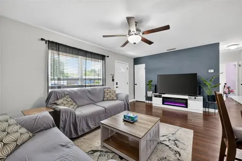 691 72nd Avenue N St Petersburg FL 33702