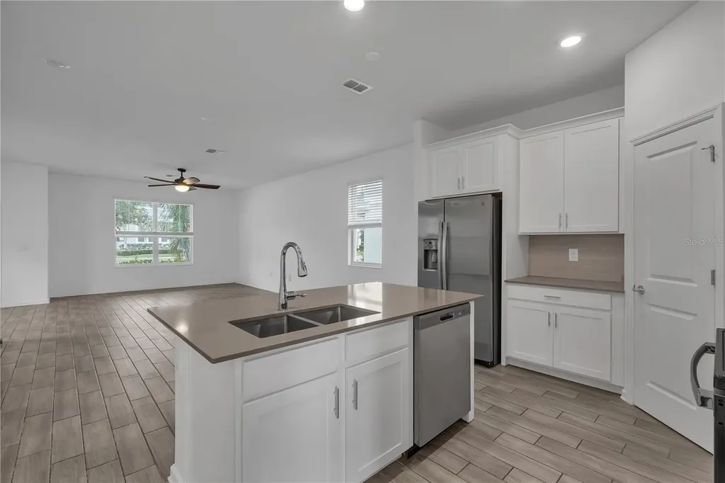 1431 Viscaya Cove Boulevard Winter Garden FL 34787