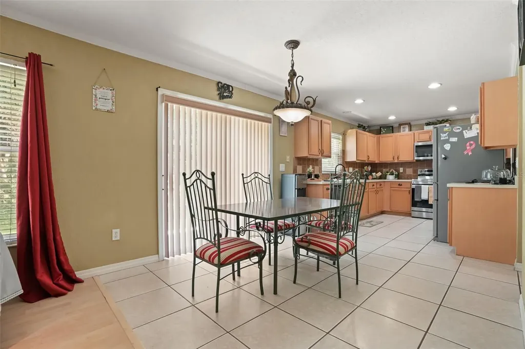 268 Tavestock Loop Winter Springs FL 32708