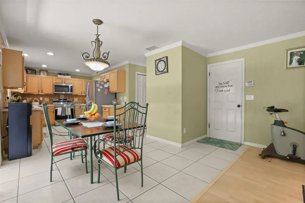 268 Tavestock Loop Winter Springs FL 32708