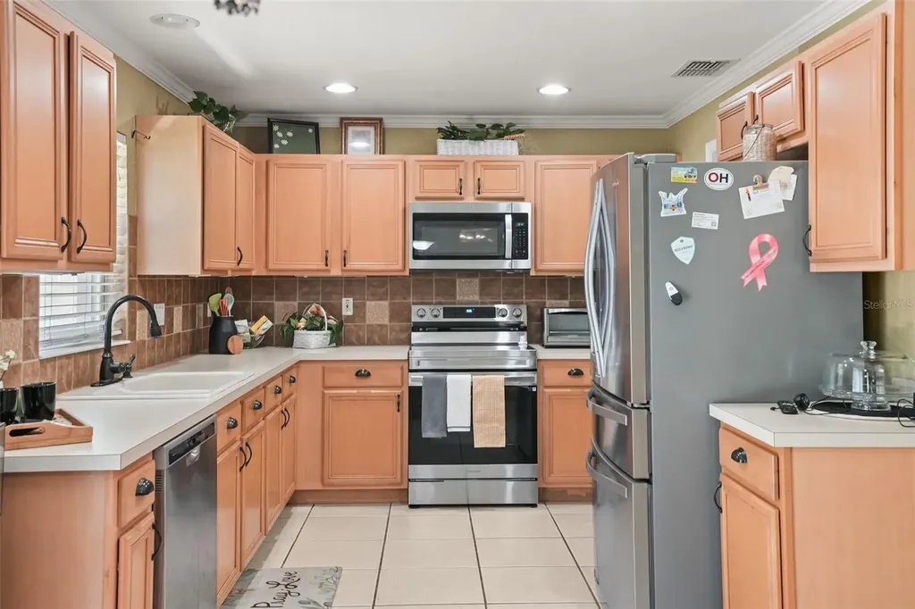 268 Tavestock Loop Winter Springs FL 32708