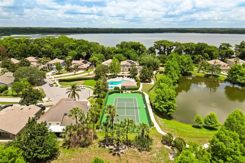268 Tavestock Loop Winter Springs FL 32708