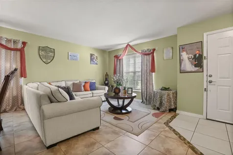 268 Tavestock Loop Winter Springs FL 32708