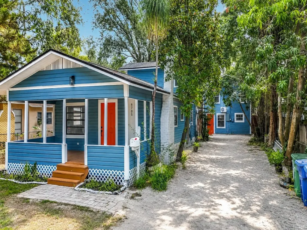 6705 N Elizabeth Street Tampa FL 33604