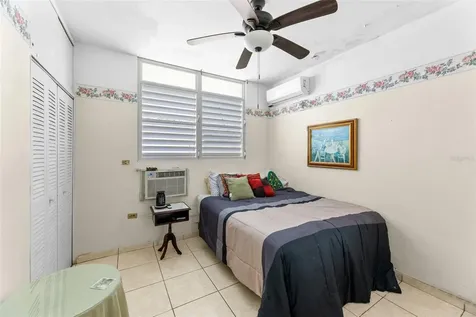 Pirineos St. Urb. Villa España, Calle, Pr, Bayamon PR 00961