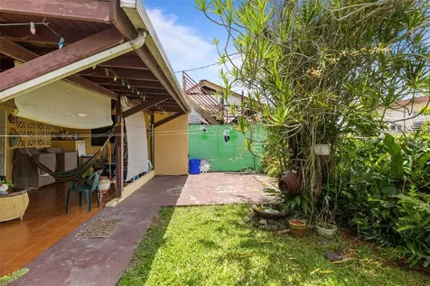 Pirineos St. Urb. Villa España, Calle, Pr, Bayamon PR 00961