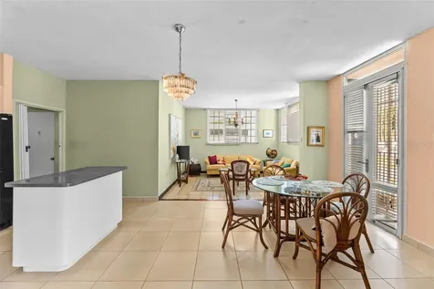 Pirineos St. Urb. Villa España, Calle, Pr, Bayamon PR 00961