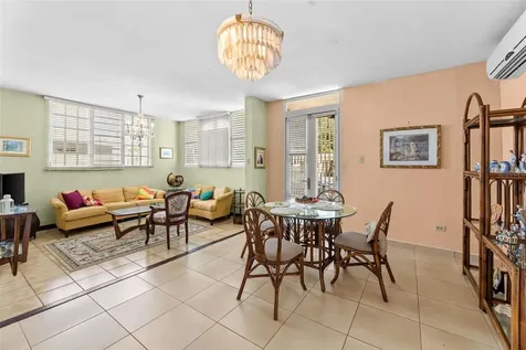Pirineos St. Urb. Villa España, Calle, Pr, Bayamon PR 00961