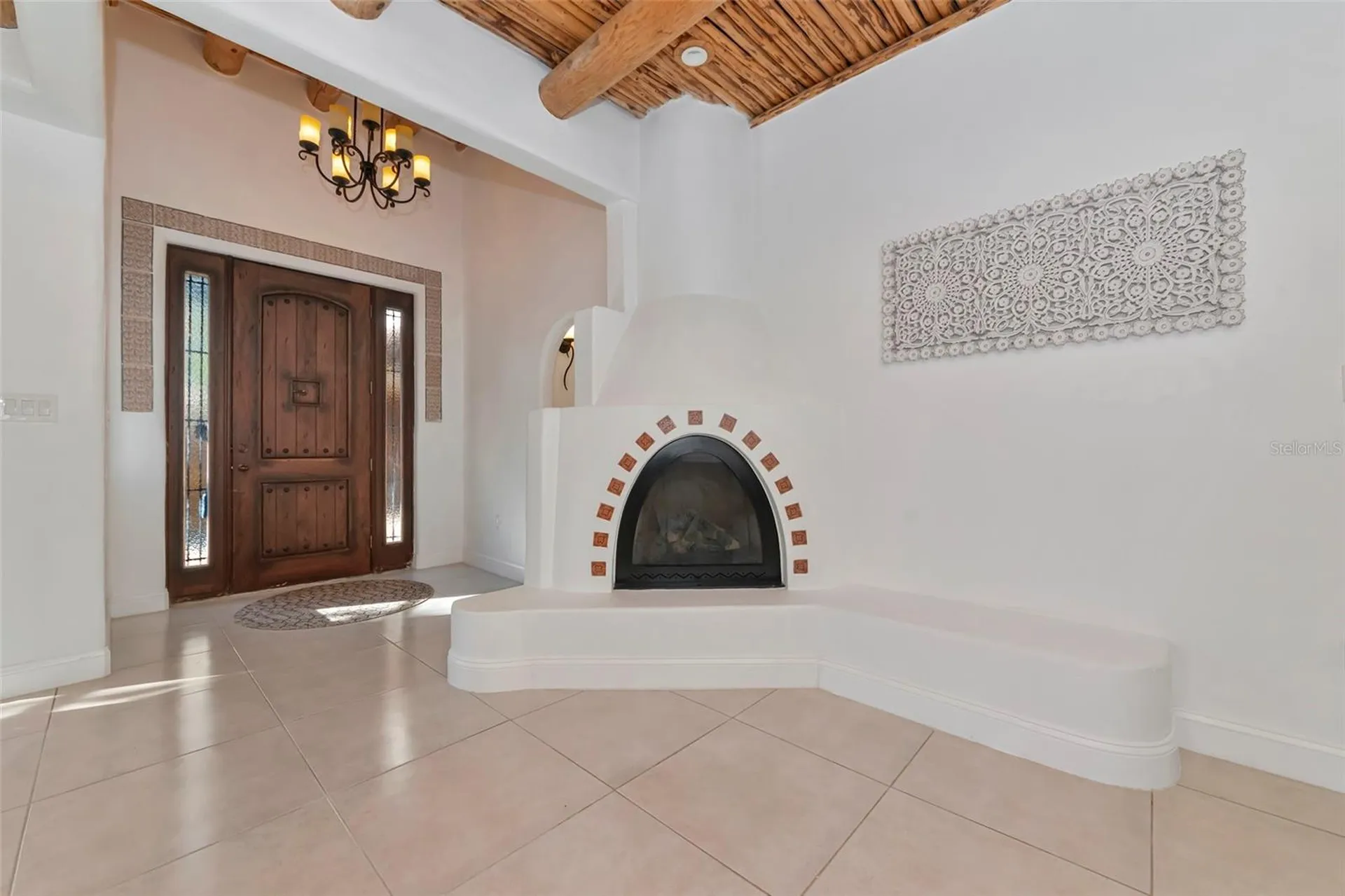 681 Avenida De Mayo Sarasota FL 34242