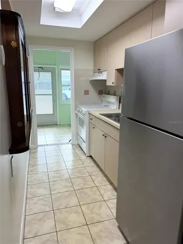 5850 18th Street N St Petersburg FL 33714
