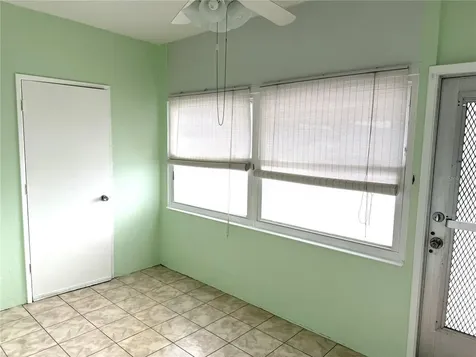 5850 18th Street N St Petersburg FL 33714