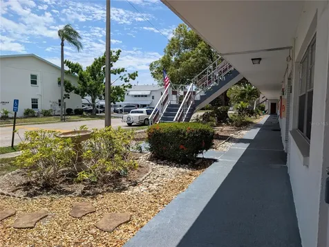 5850 18th Street N St Petersburg FL 33714